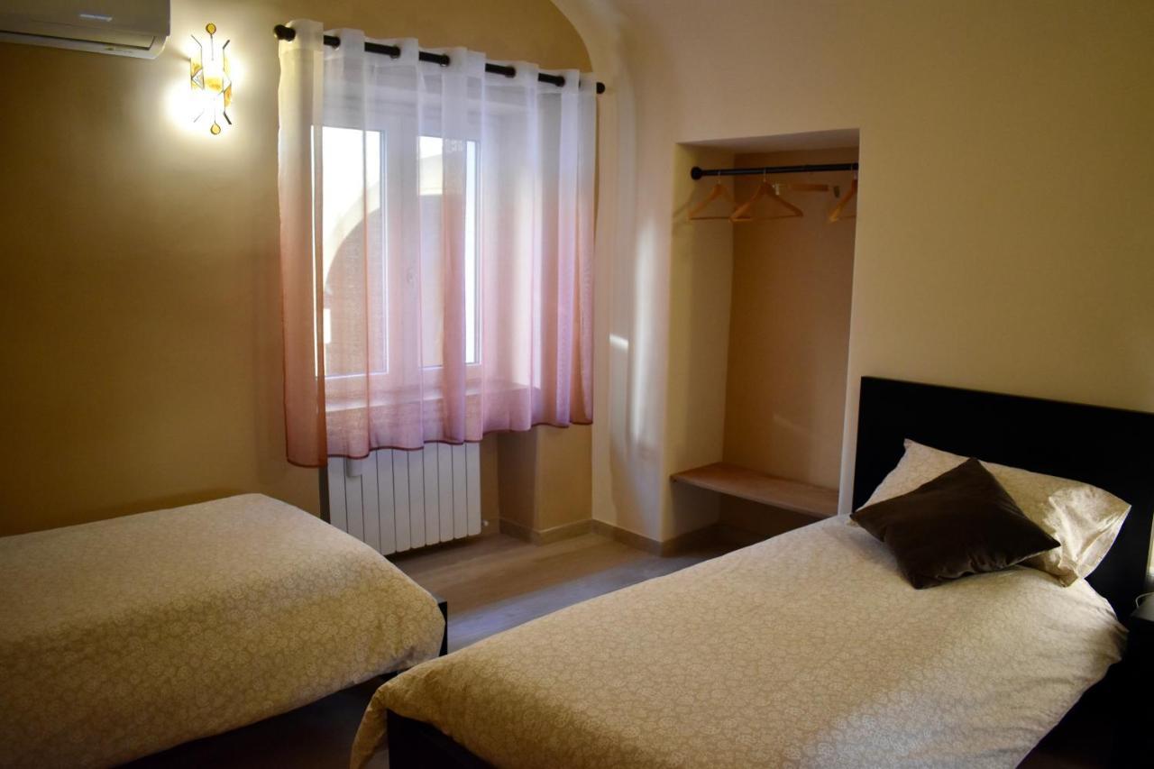 Dimora Normanna Bed & Breakfast Аверса Екстериор снимка